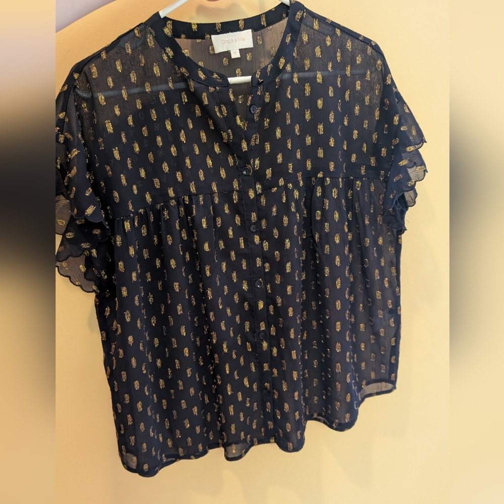 Polka dot gold